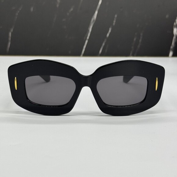 NEW LOEWE LW40114F 01A WOMEN SUNGLASSES BLACK LOEWE EYEWEAR - Picture 2 of 11